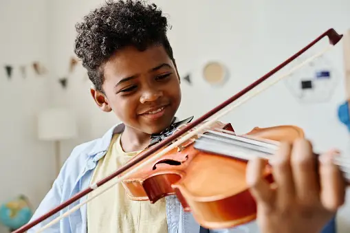 Photograph of online Music class in Salem - Mettur Dam for learning Violin